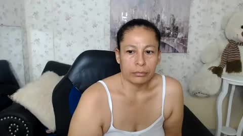 Snapshot of mature_martina_ chatting on June 2026 10:08:02 AM Martina online show from June 2026 10:08:02 AM