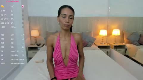 Vayolet Castro online show from June 2026 11:27:01 AM