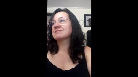 Sonia online show from December 2025 03:17:02 PM