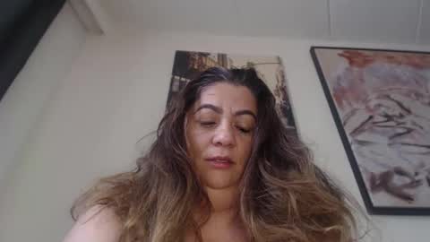 Snapshot of matureboobsbig chatting on June 2026 02:19:01 PM matureboobsbig online show from June 2026 02:19:01 PM
