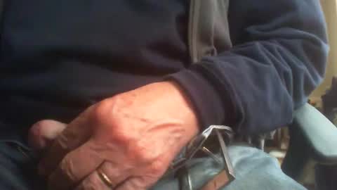 Maturedaddi online show from October 2025 12:50:01 PM