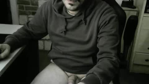 Snapshot of maty_212121 chatting on December 2024 09:05:02 PM Mattias online show from December 2024 09:05:02 PM