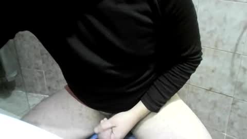 Snapshot of maty_212121 chatting on December 2024 04:31:01 PM Mattias online show from December 2024 04:31:01 PM