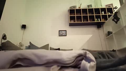 matzestr95 online show from February 2026 04:27:02 PM