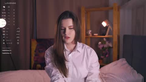 Lily online show from March 2025 03:51:01 PM