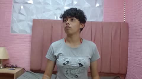 Snapshot of maurenicarus303av chatting on March 2026 03:10:01 AM maurenicarus303av online show from March 2026 03:10:01 AM