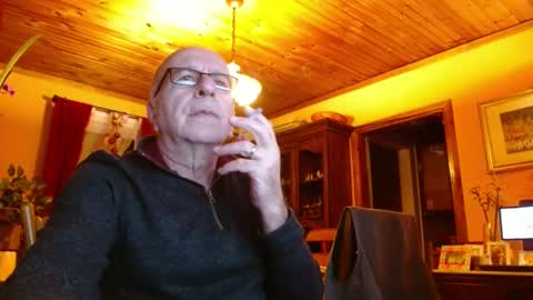 Snapshot of mauriceandre chatting on February 2025 11:50:01 PM Maurice online show from February 2025 11:50:01 PM