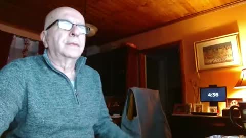 Snapshot of mauriceandre chatting on February 2025 09:35:01 AM Maurice online show from February 2025 09:35:01 AM
