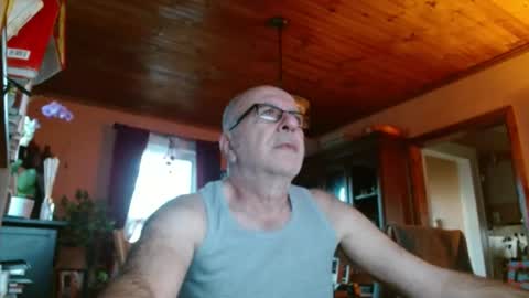 Snapshot of mauriceandre chatting on March 2025 11:40:02 AM Maurice online show from March 2025 11:40:02 AM