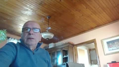 Snapshot of mauriceandre chatting on April 2026 01:55:02 PM Maurice online show from April 2026 01:55:02 PM