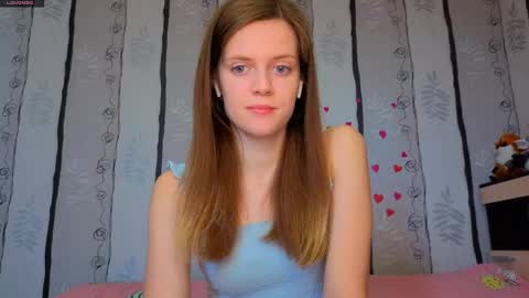 Snapshot of maurineneverman chatting on June 2026 08:05:02 AM Lucy online show from June 2026 08:05:02 AM
