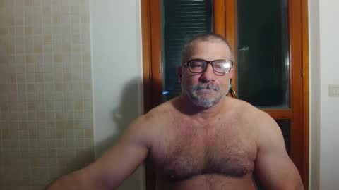 Snapshot of mauro1971 chatting on April 2026 11:27:02 PM mauro1971 online show from April 2026 11:27:02 PM