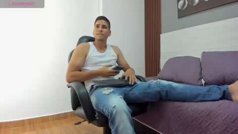 mauro_boy online show from July 2026 07:31:01 PM