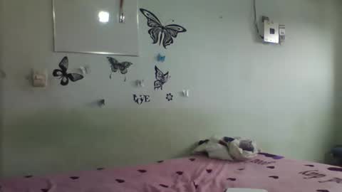 mauroluxandra online show from February 2025 02:02:01 PM