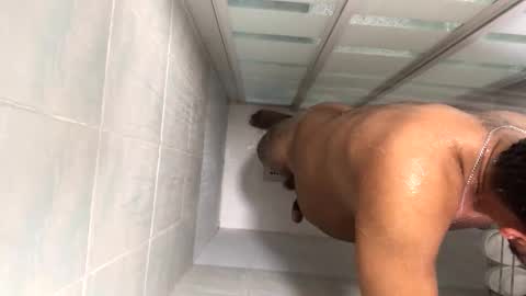 Snapshot of mauroo2025 chatting on September 2025 01:25:02 PM mauroo2025 online show from September 2025 01:25:02 PM