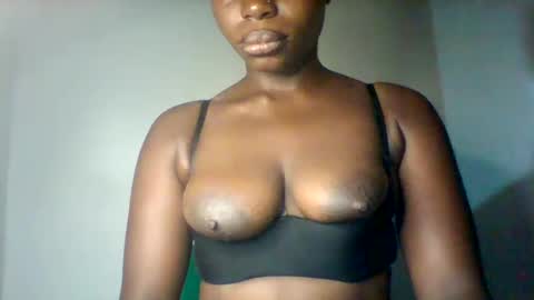 Snapshot of maverlous_pussy900 chatting on February 2026 03:10:01 AM Maverlous pussy online show from February 2026 03:10:01 AM