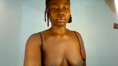 Snapshot of maverlous_pussy900 chatting on February 2026 04:01:02 AM Maverlous pussy online show from February 2026 04:01:02 AM