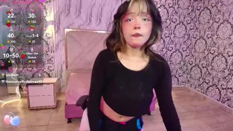 Snapshot of mavis_tay chatting on November 2025 11:46:02 AM Mavis online show from November 2025 11:46:02 AM