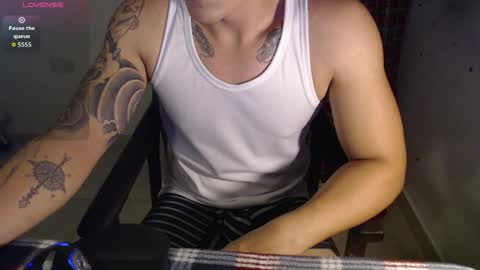 Snapshot of max1999__ chatting on February 2026 11:02:02 PM Maxi Independent model online show from February 2026 11:02:02 PM