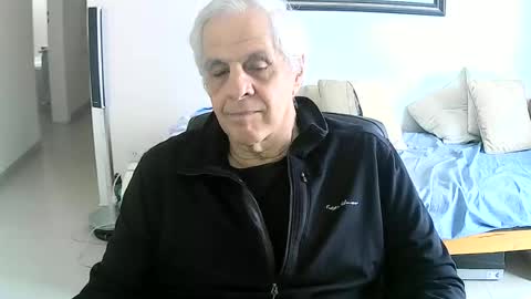 Snapshot of max_2017 chatting on June 2026 05:39:02 PM max_2017 online show from June 2026 05:39:02 PM