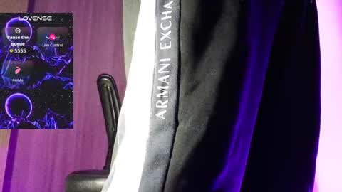 max__prada online show from October 2025 02:21:01 AM