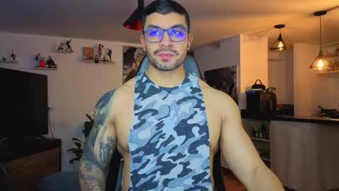 Max online show from November 2025 03:28:01 AM