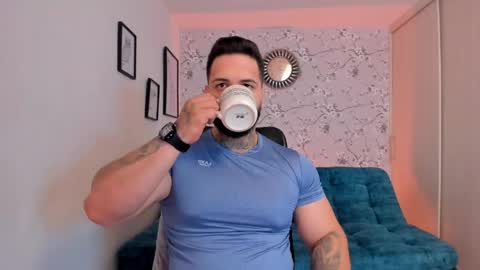 max D. online show from May 2026 02:40:02 AM