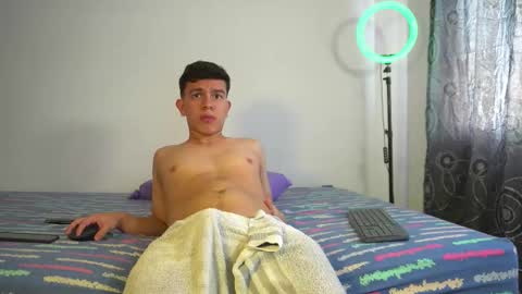 Max online show from November 2025 03:13:02 PM