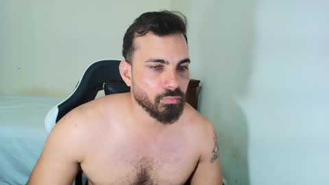 max_love25 online show from October 2025 09:01:01 PM