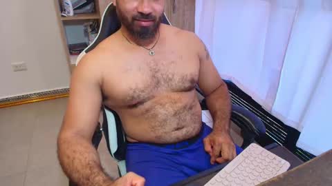 max_love25 online show from March 2026 10:28:02 PM