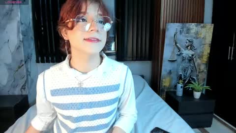Snapshot of max_lover1 chatting on May 2026 11:22:01 PM Max lover1 online show from May 2026 11:22:01 PM