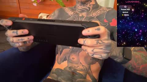    online show from December 2024 06:57:02 AM