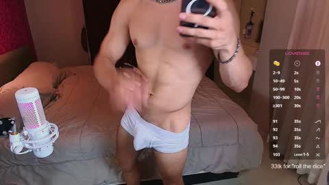 Snapshot of max_russell chatting on December 2024 11:54:01 AM Former Porn Star online show from December 2024 11:54:01 AM