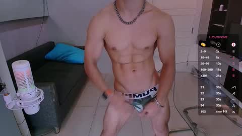 Snapshot of max_russell chatting on February 2025 12:39:02 PM Former Porn Star online show from February 2025 12:39:02 PM