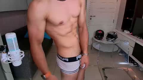 Snapshot of max_russell chatting on March 2025 11:36:02 AM Former Porn Star online show from March 2025 11:36:02 AM