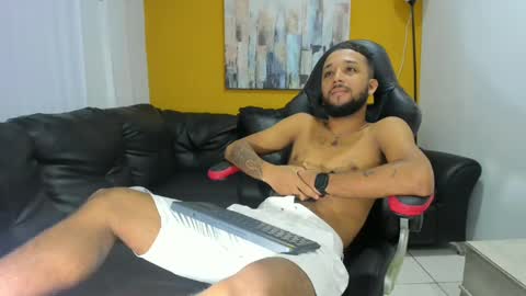 Snapshot of max_sexyhot26 chatting on January 2025 05:30:02 AM max_sexyhot26 online show from January 2025 05:30:02 AM