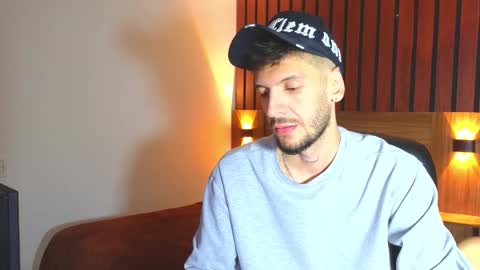 Snapshot of max_tayloor chatting on January 2026 02:27:01 AM Max Taylor online show from January 2026 02:27:01 AM