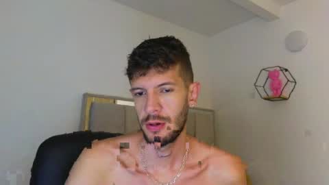 Snapshot of max_tayloor chatting on April 2026 02:55:01 AM Max Taylor online show from April 2026 02:55:01 AM