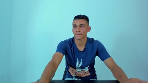 Snapshot of max_wild01 chatting on June 2026 11:03:01 PM MAX online show from June 2026 11:03:01 PM
