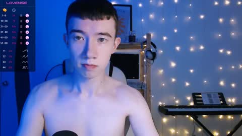 Snapshot of max_zife chatting on December 2024 06:31:02 PM Max online show from December 2024 06:31:02 PM