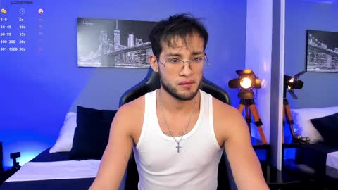 Snapshot of maxconor1 chatting on May 2026 11:05:02 AM Max Conor online show from May 2026 11:05:02 AM