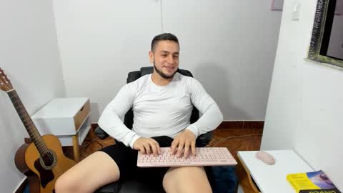 Maxi 600pm to 1201am col time online show from March 2026 01:24:02 AM