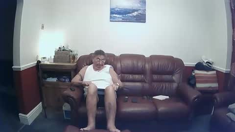 MAX online show from December 2024 08:21:02 PM