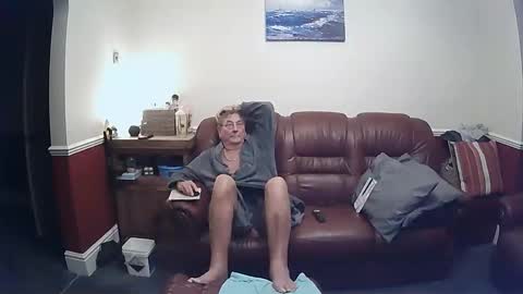 MAX online show from September 2025 10:31:01 PM