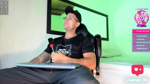 MAXI      online show from October 2025 03:17:01 AM