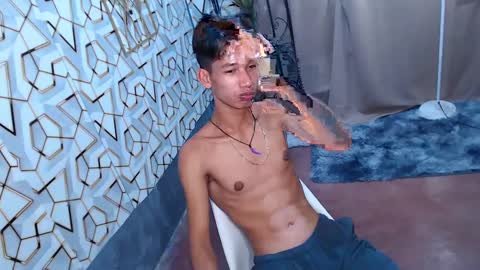 Reyn online show from February 2025 12:58:02 PM