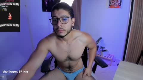 Mikael online show from October 2025 10:01:01 AM