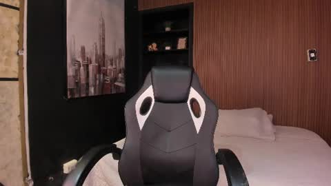 Snapshot of maxigarcia_ chatting on June 2026 10:54:01 PM Maxi online show from June 2026 10:54:01 PM