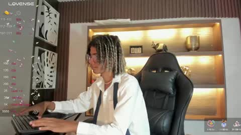 maxim online show from February 2025 03:04:02 AM