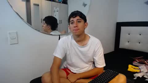 -- maximo and isa -- online show from November 2025 04:01:02 AM